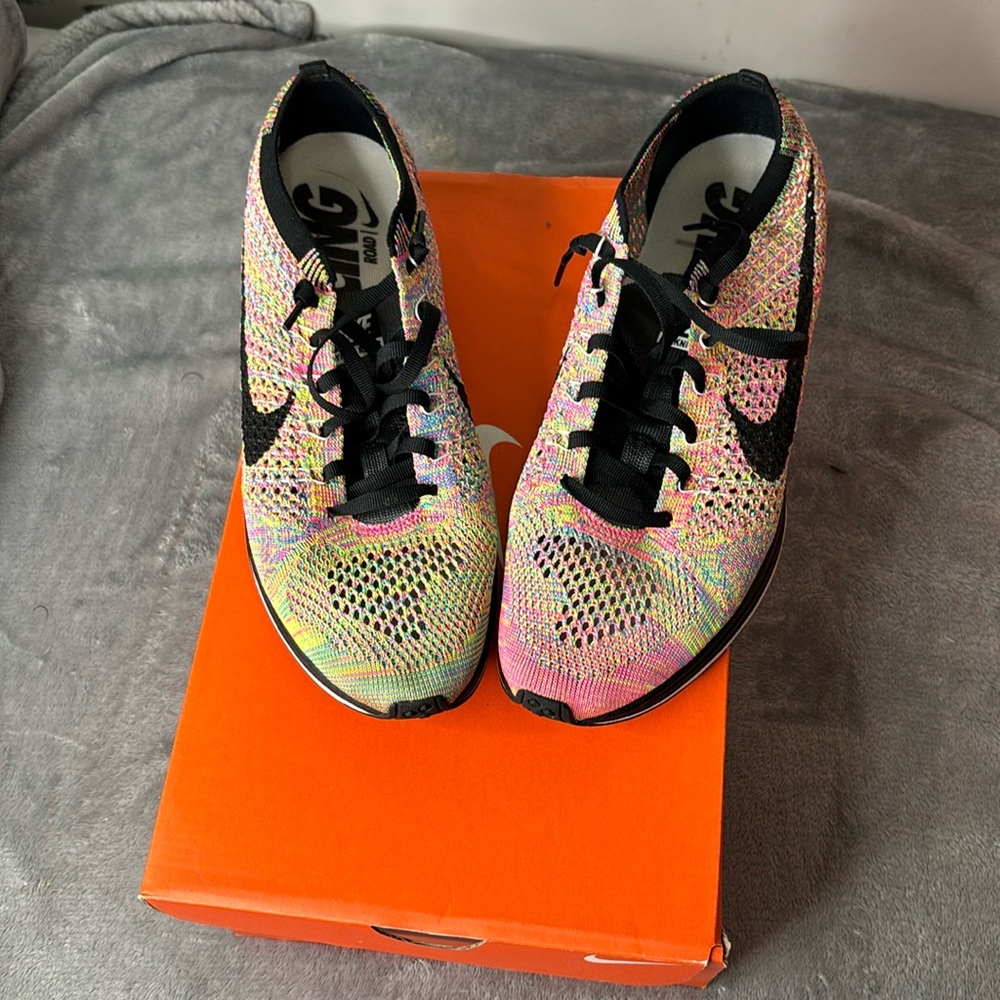 Nike flyknit racer